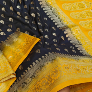 khadi silk saree (copy)